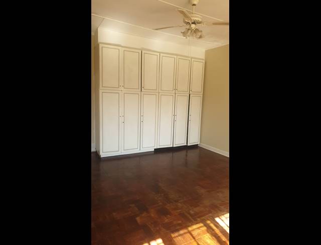 1 bed property to rent in SAVOY ESTATE